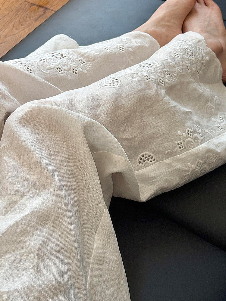Embroidery Artist - Calças de Perna Larga com Bordado